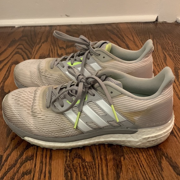 Adidas Women’s Supernovas Grey Running Shoes BA9937 - Picture 4 of 6